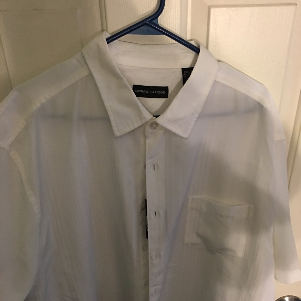 Michael Brandon casual shirt sleeve button down